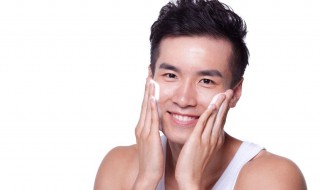 男人用什么洗脸最好 男人用什么洗脸可以让脸更白