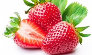 草莓糖水的草莓吃又做法（草莓怎么煮好吃又简单）